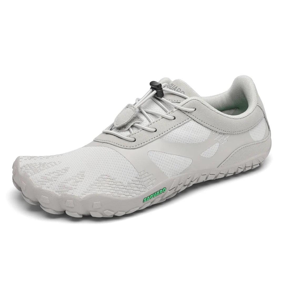 Zapatilla minimalista Saguaro Vitality III gris vista diagonal